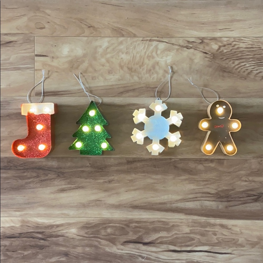 Anko set of 4 Christmas light up ornaments